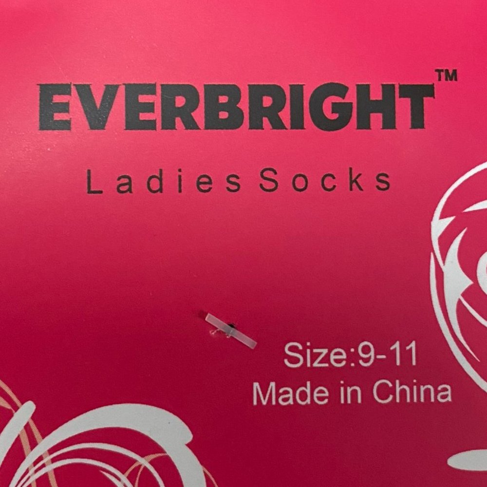 Bπ²4) NEW Everbright White/Dark Pink Cannabis Ladies Socks Size 9-11 - Picture 2 of 5